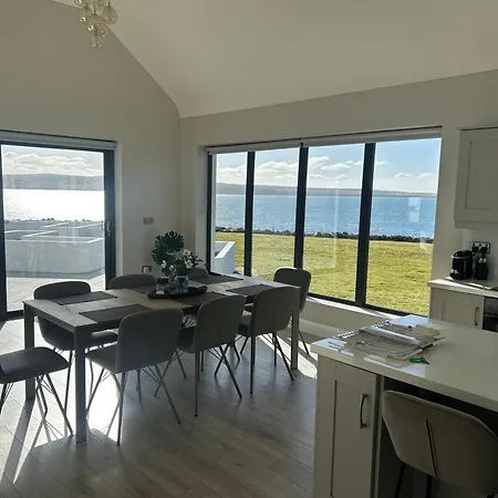 Spectacular Ocean Views & Minutes To Cliffs- Clahane Shore Dom wakacyjny *